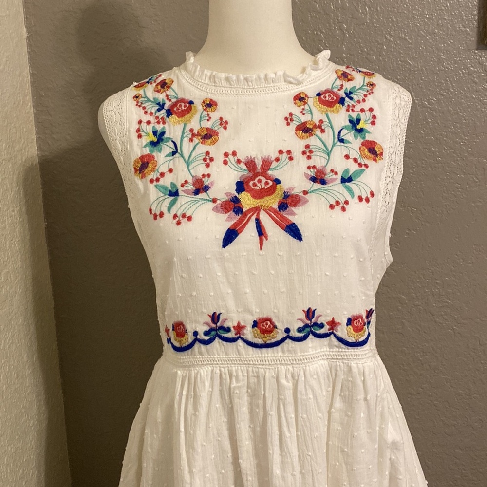 UMGEE Embroidered sun dress - Picture 2 of 9